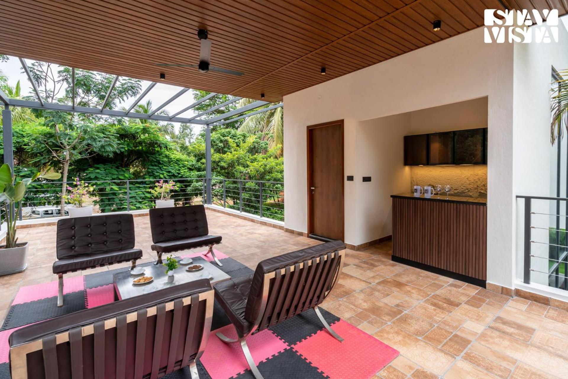 Stayvista At M Villa With Breakfast Included Bangalore Bagian luar foto