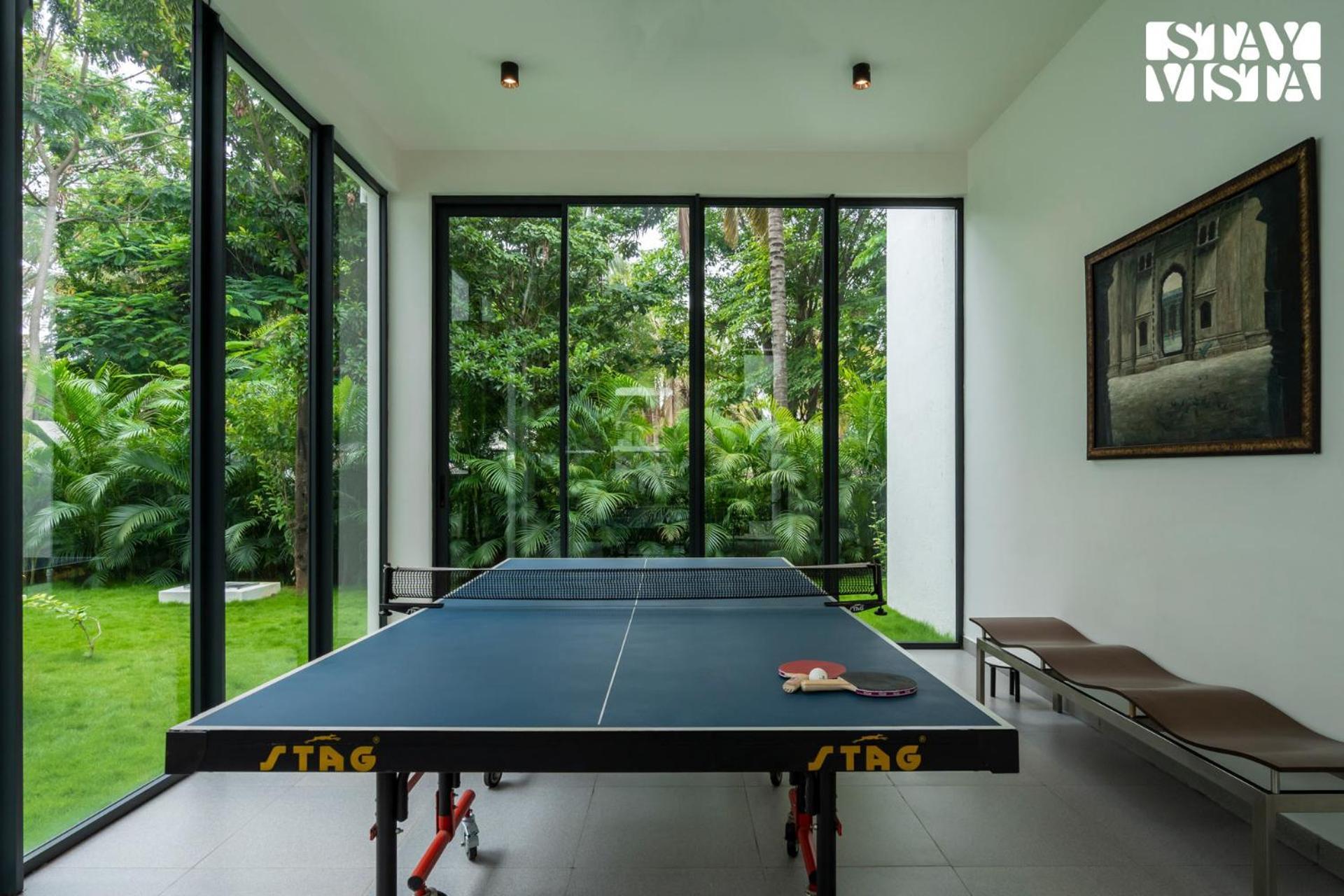 Stayvista At M Villa With Breakfast Included Bangalore Bagian luar foto
