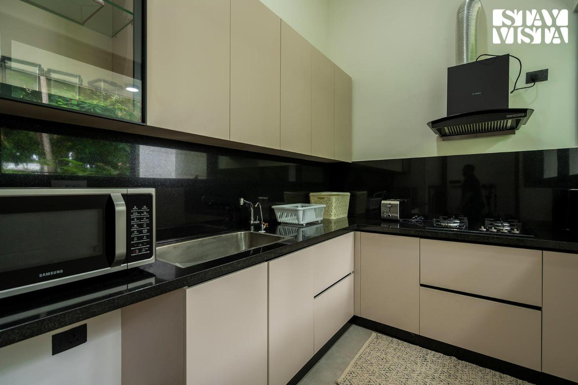 Stayvista At M Villa With Breakfast Included Bangalore Bagian luar foto